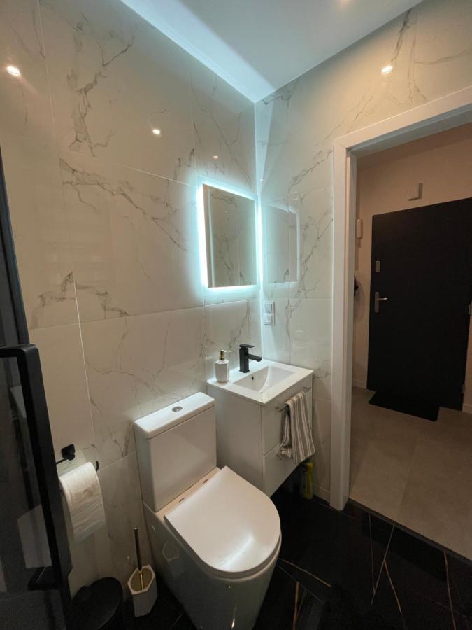 Katowice Apartament Spodek Modrzewiowa 24アパートメント エクステリア 写真